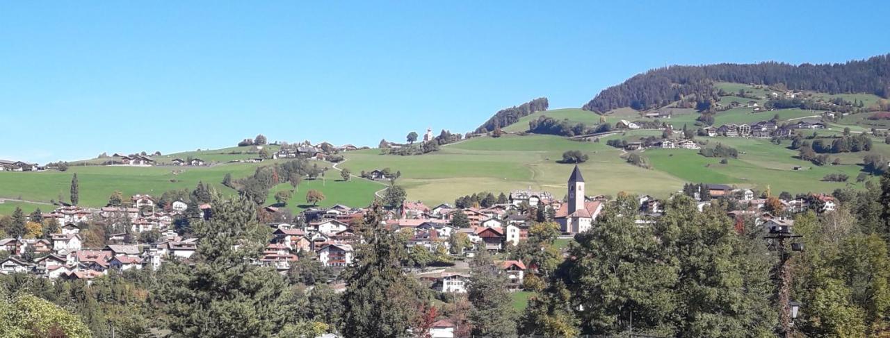 Seis am Schlern: Start für herrliche Wanderungen Exterior foto